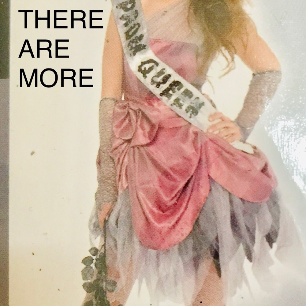 NWT Adult sm size zombie prom queen costume